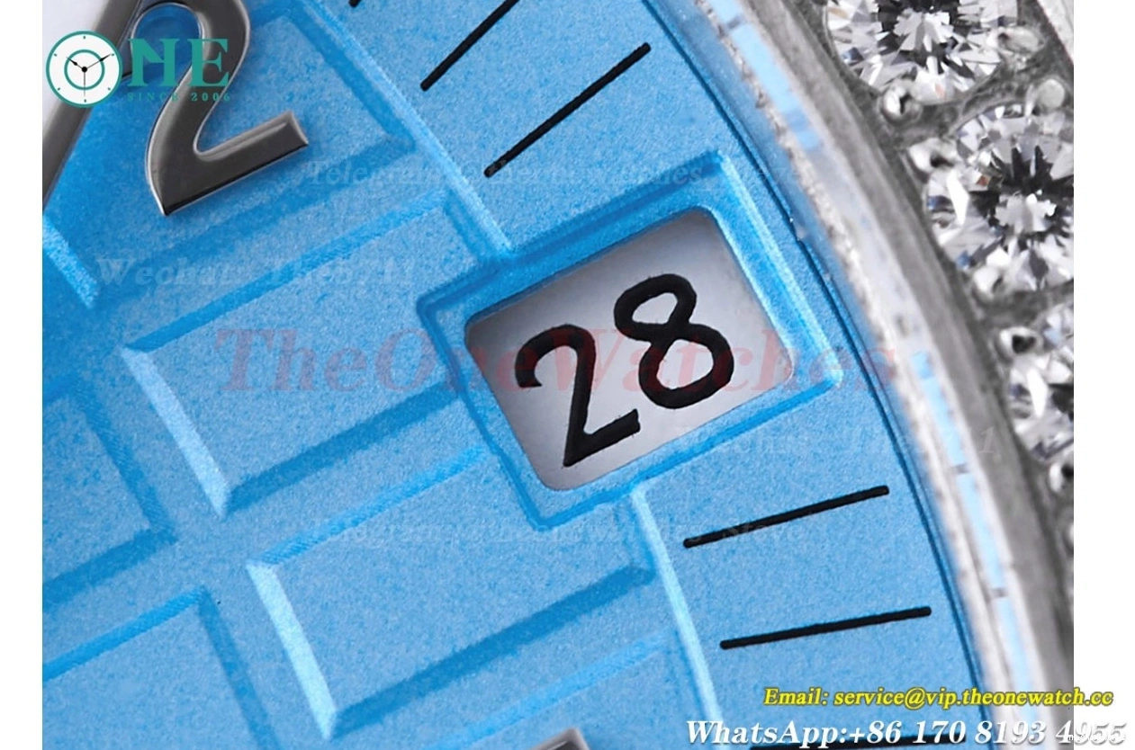 Bezel RU Aquanaut Ladies 35mm Blue SS A324 TWF Diamond 0520